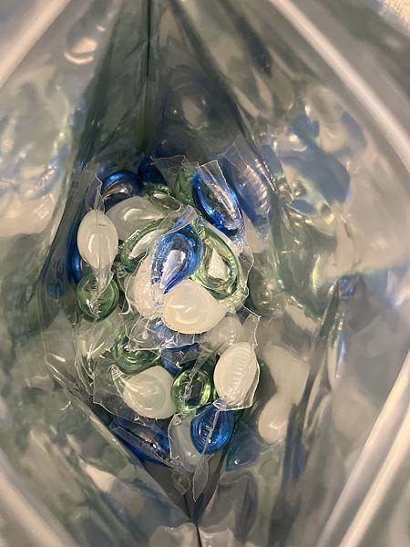 保持住家環境清香乾淨的法寶---茶樹莊園 6X濃縮科技洗衣球