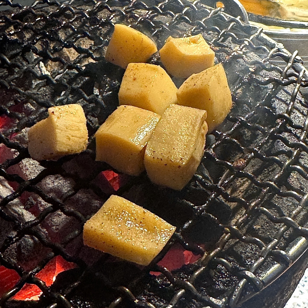 新莊豚野日式炭火燒肉鮑魚角.JPG