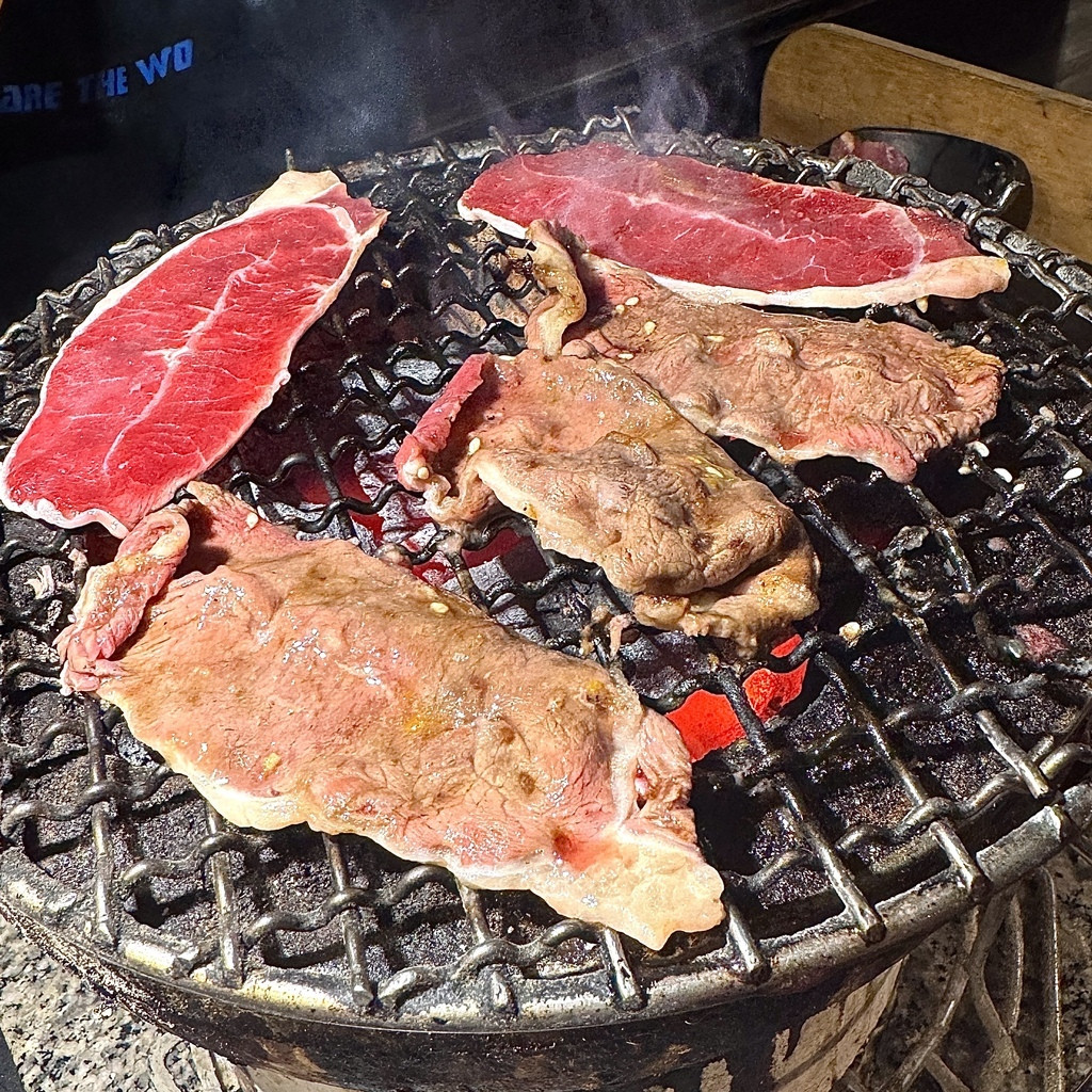 新莊迴龍燒烤火鍋吃到飽19.JPG