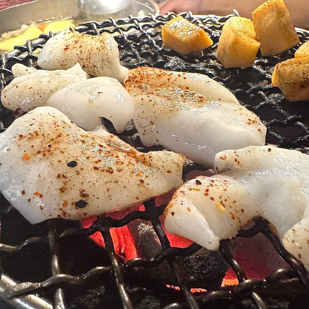 新莊豚野日式炭火燒肉花枝.JPG