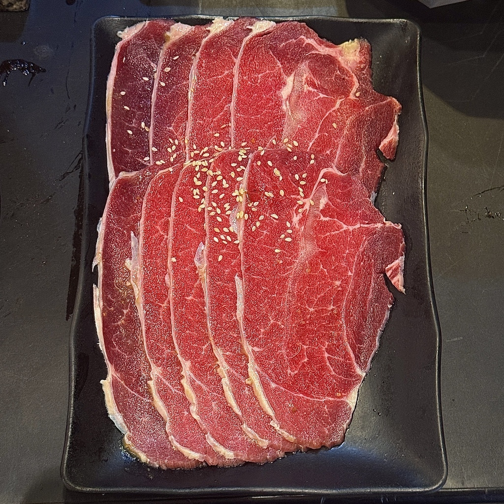 新莊豚野日式炭火燒肉板腱牛.JPG