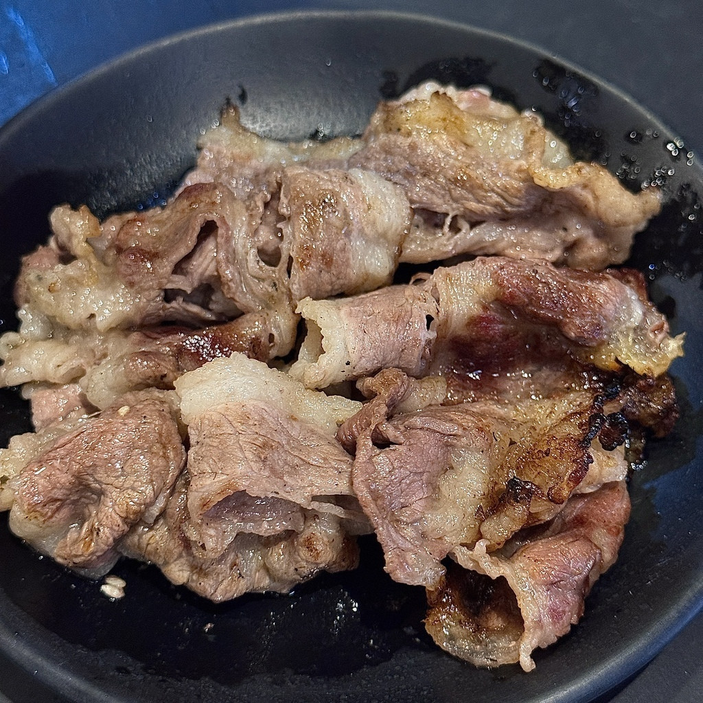 新莊豚野日式炭火燒肉烤牛五花.JPG