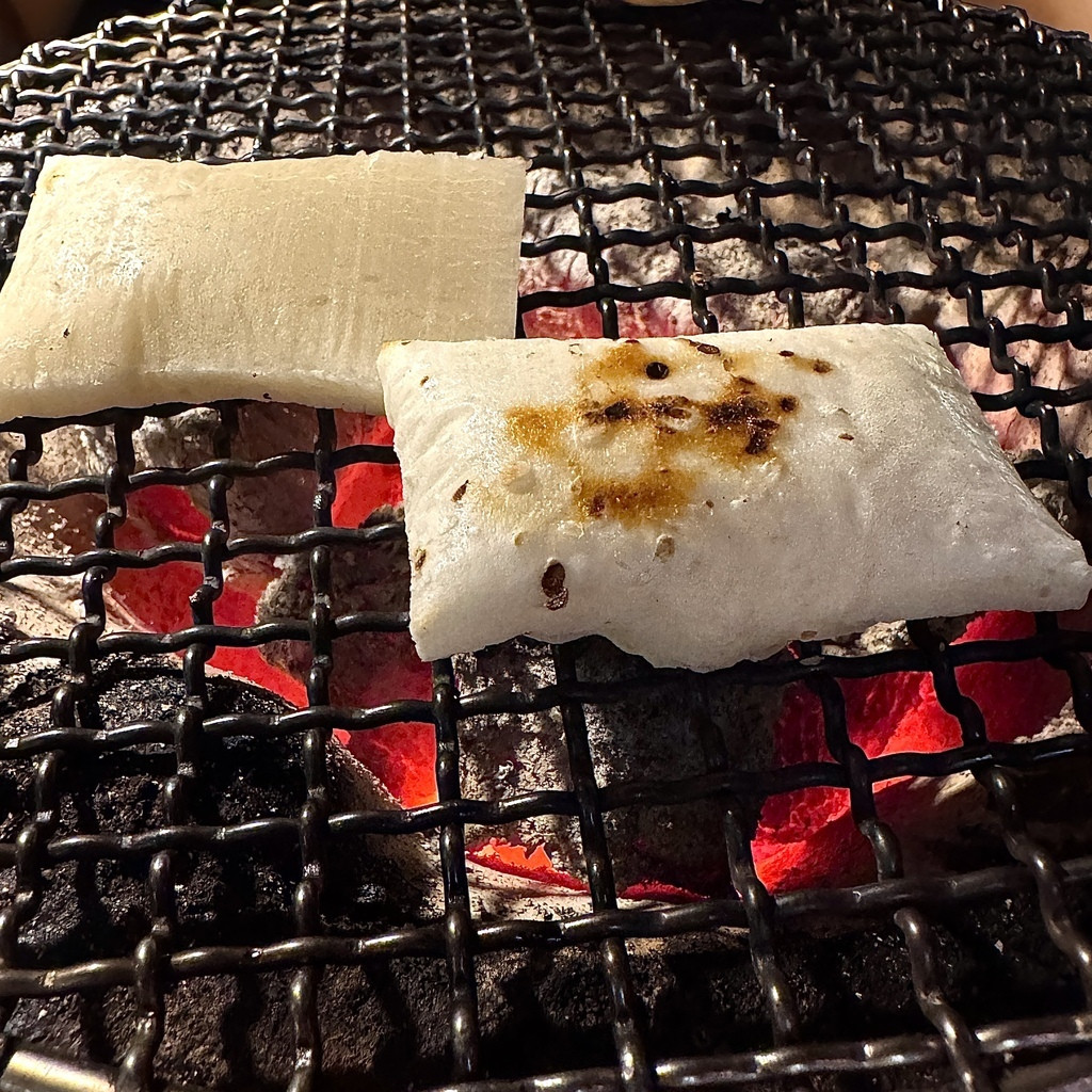 新莊豚野日式炭火燒肉烤麻糬.JPG
