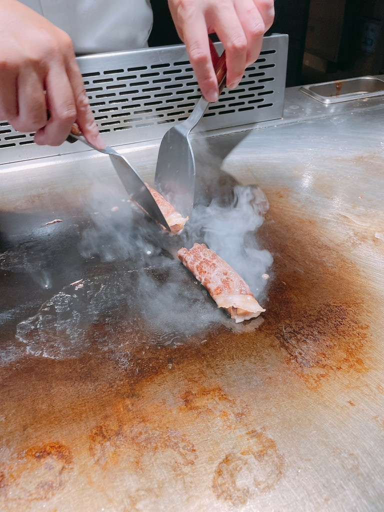 食記★魚貫鐵板燒｜台北中山區網路票選高CP值無菜單鐵板燒料理