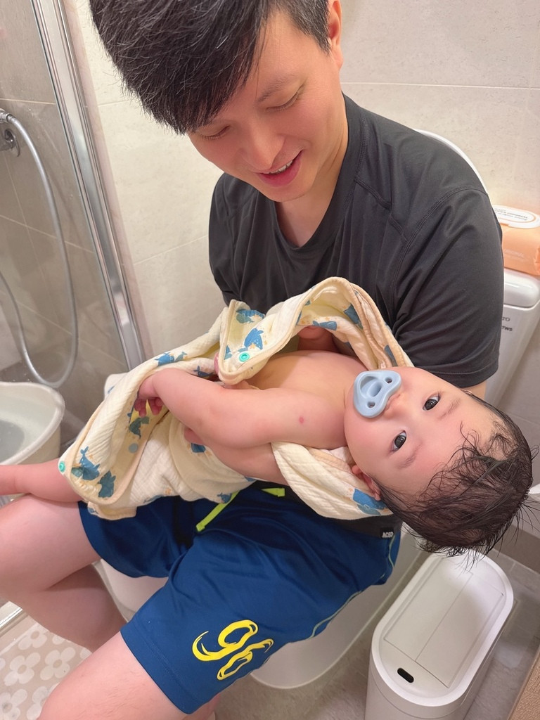 【新手爸媽洗澡救星!】 Doris.Ann 朵麗絲.安 × 【新手爸媽洗澡救星!】 Doris.Ann 朵麗絲.安 ×