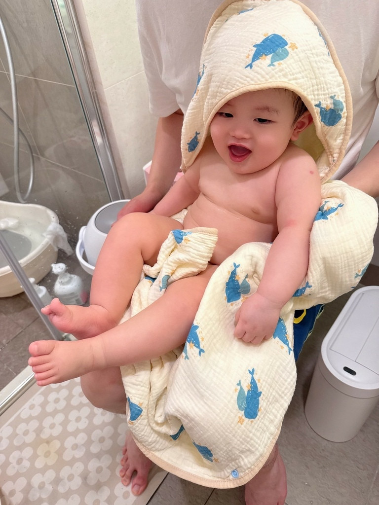 LINE_ALBUM_Doris.Ann 朵麗絲.安Chu-mi 啾米 圍裙式連帽浴巾_251110_7.jpg LINE_ALBUM_Doris.Ann 朵麗絲.安Chu-mi 啾米 圍裙式連帽浴巾_251110_7.jpg