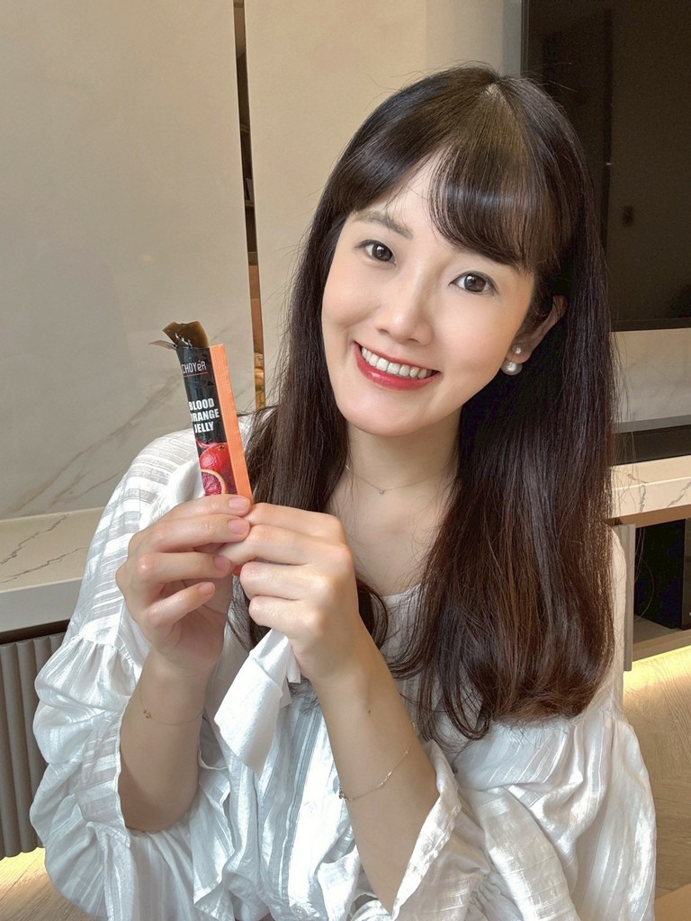 LINE_ALBUM_CHOYeR曲易 魔凍血橙_250609_12.jpg