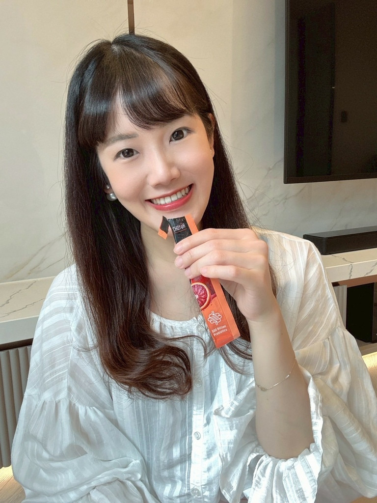 LINE_ALBUM_CHOYeR曲易 魔凍血橙_250609_13.jpg