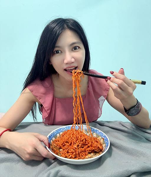 團購美食「三養食品」真宗韓國泡面，辣到靈魂出竅卻停不下來？8