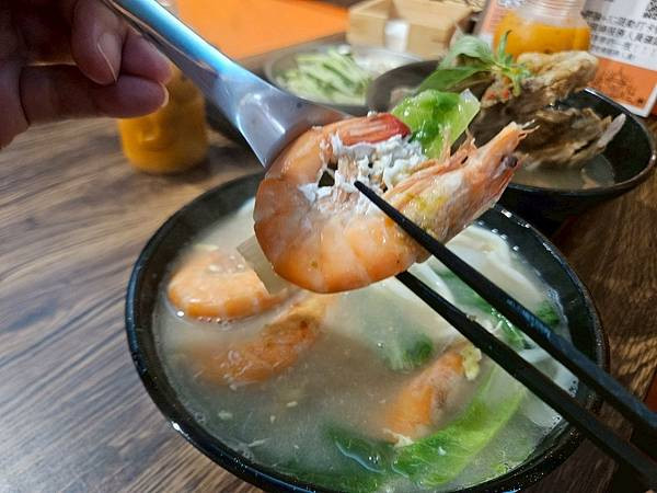 LINE_ALBUM_泰狠_250712_12.jpg