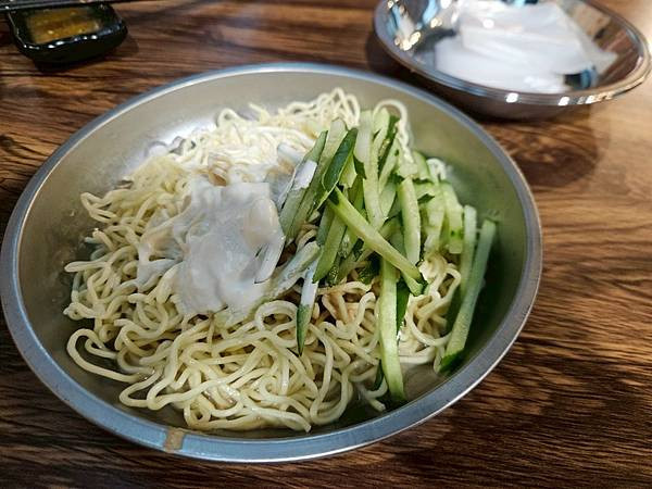 LINE_ALBUM_泰狠_250712_6.jpg