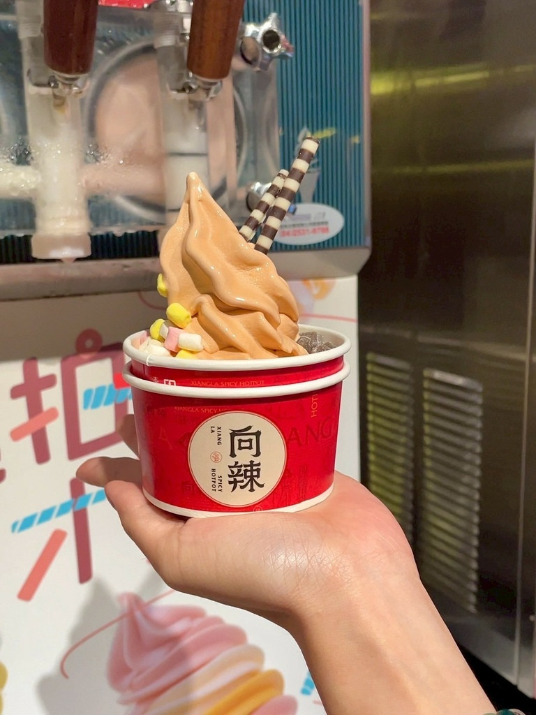 食記★向辣｜王品集團旗下和牛、海鮮吃到飽麻辣火鍋西門店，最低
