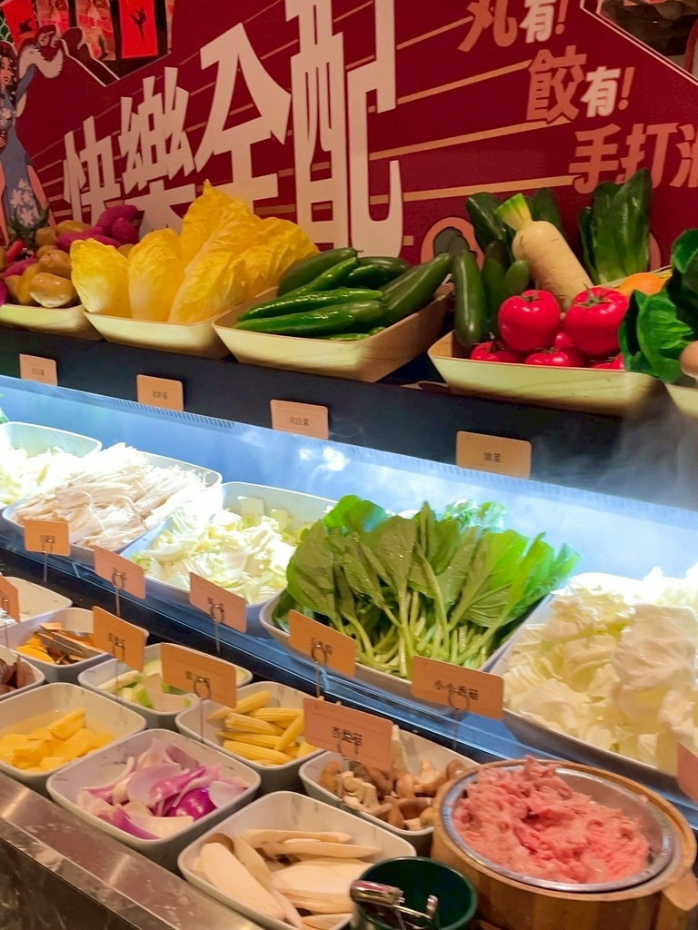 食記★向辣｜王品集團旗下和牛、海鮮吃到飽麻辣火鍋西門店，最低