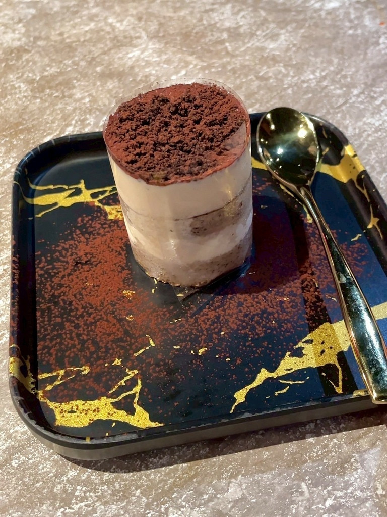 食記★向辣｜王品集團旗下和牛、海鮮吃到飽麻辣火鍋西門店，最低