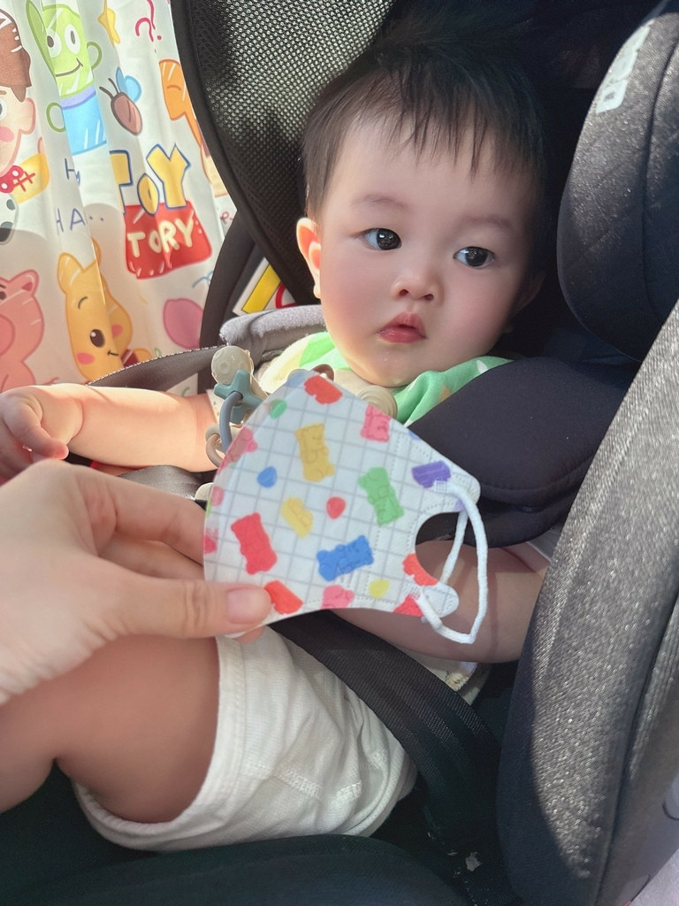 LINE_ALBUM_JunYu 郡昱口罩 3D立體口罩_251020_10.jpg