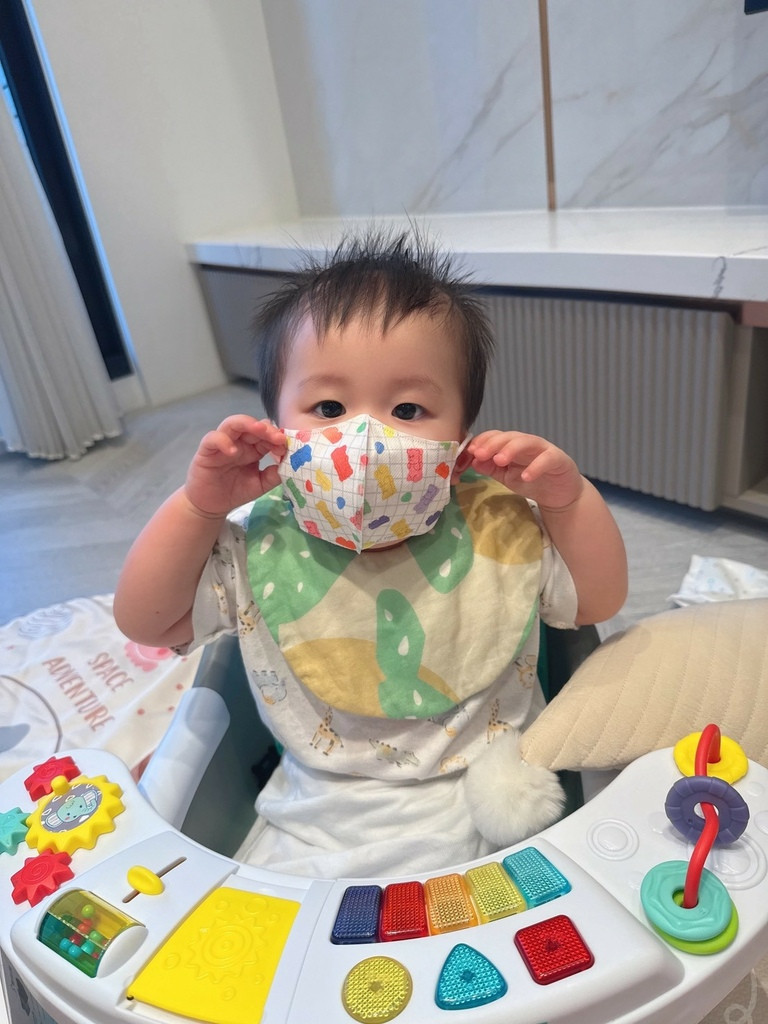 LINE_ALBUM_JunYu 郡昱口罩 3D立體口罩_251020_18.jpg