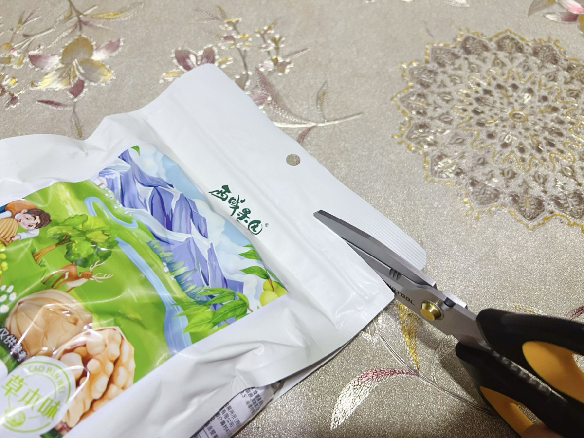 【親子好幫手】MINGTOOL 銘刀日本鋼萬用剪 × 寶寶食 【親子好幫手】MINGTOOL 銘刀日本鋼萬用剪 × 寶寶食