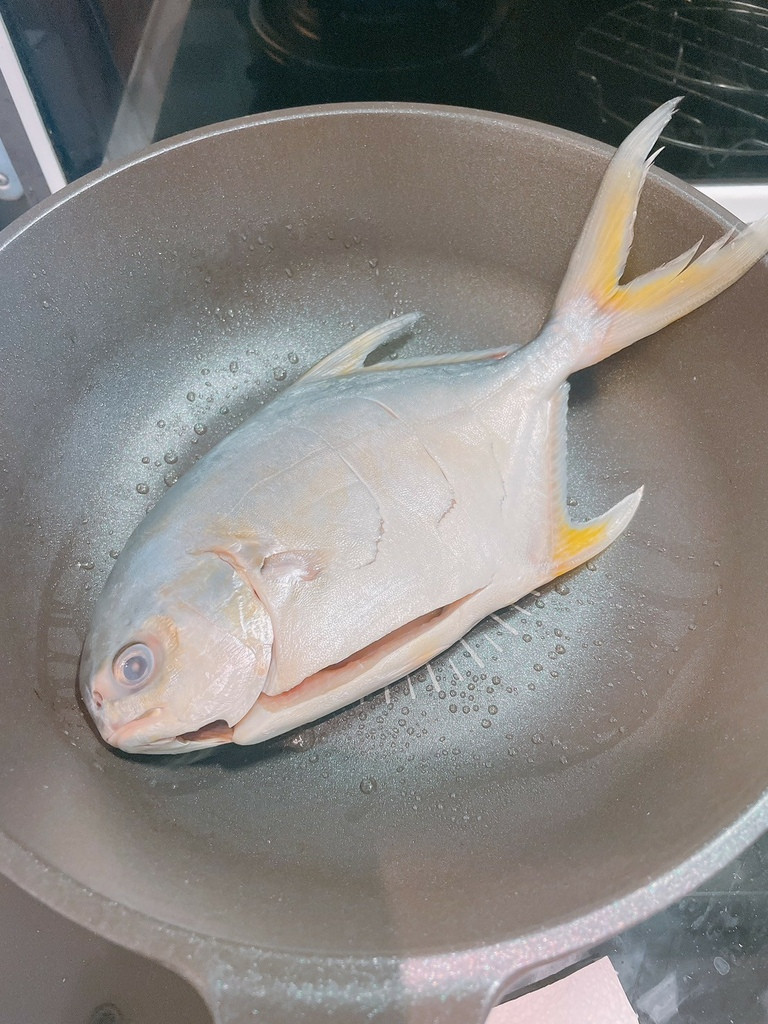 韓國Kassel 鑽石超導熱不沾輕炒鍋28cm｜(不沾鍋/不
