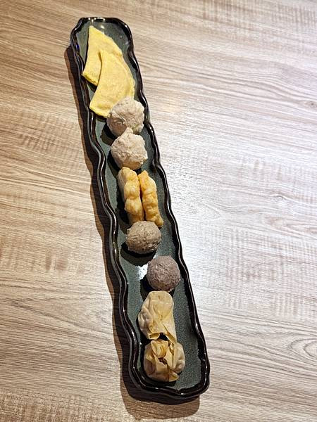 「台北火鍋」蛤?! Huh Pot 台北忠孝店，東區美食推薦