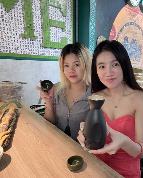 「台北火鍋」蛤?! Huh Pot 台北忠孝店，東區美食推薦