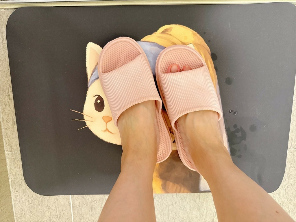LINE_ALBUM_怪獸居家生活軟式珪藻土地墊 X Ducky杯墊_250901_41.jpg LINE_ALBUM_怪獸居家生活軟式珪藻土地墊 X Ducky杯墊_250901_41.jpg