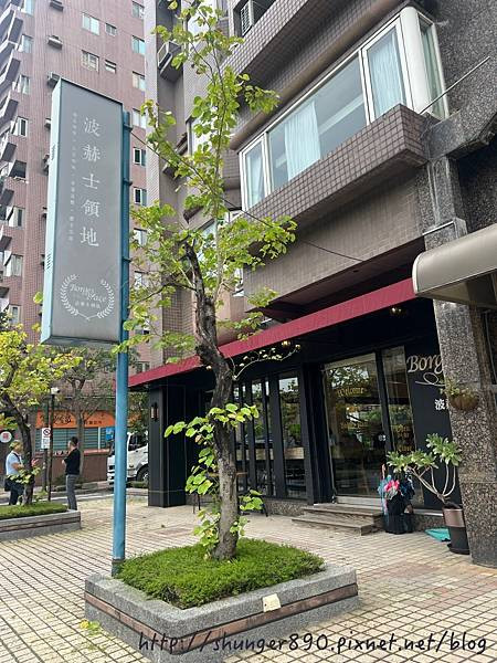 【台北咖啡廳】波赫士領地精品咖啡館 千層蛋糕＆提拉米蘇 推薦 平日不限時 寵物友善咖啡廳