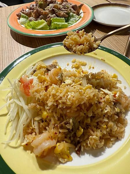 「中山區美食」泰妃Thaiffee，行天宮必吃泰式餐廳推薦，