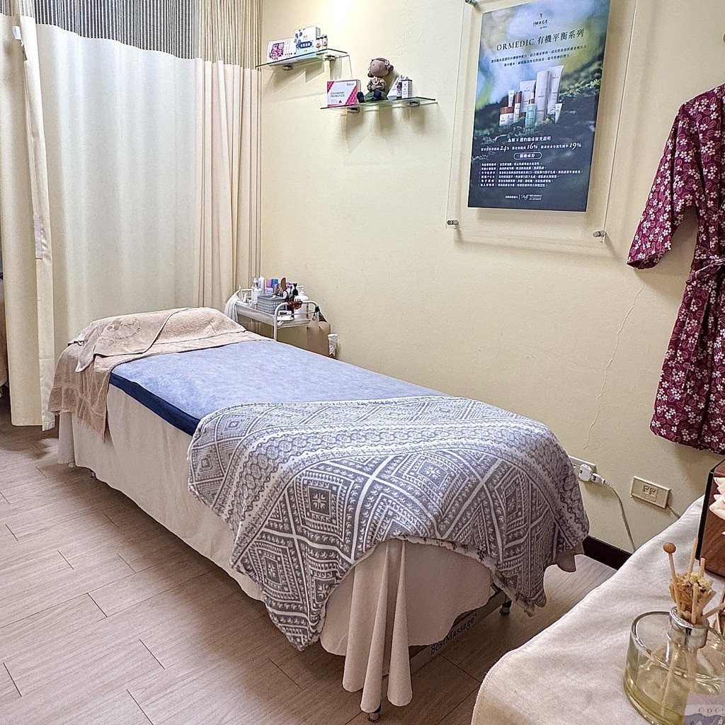 蘆洲麗京美學運動按摩3.jpg