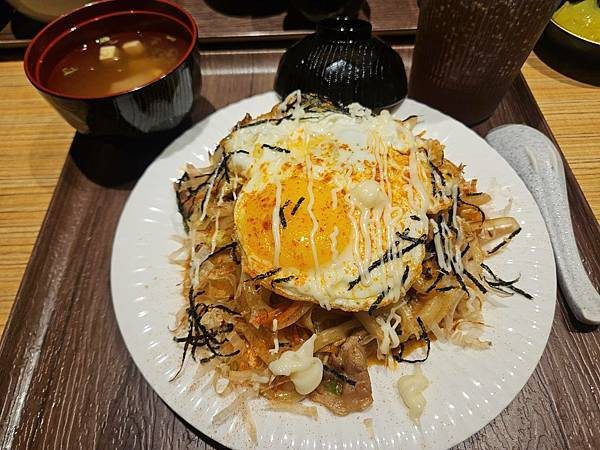 台北市府站美食推薦｜花丸家日式料理 ・日式定食・丼飯・咖哩飯