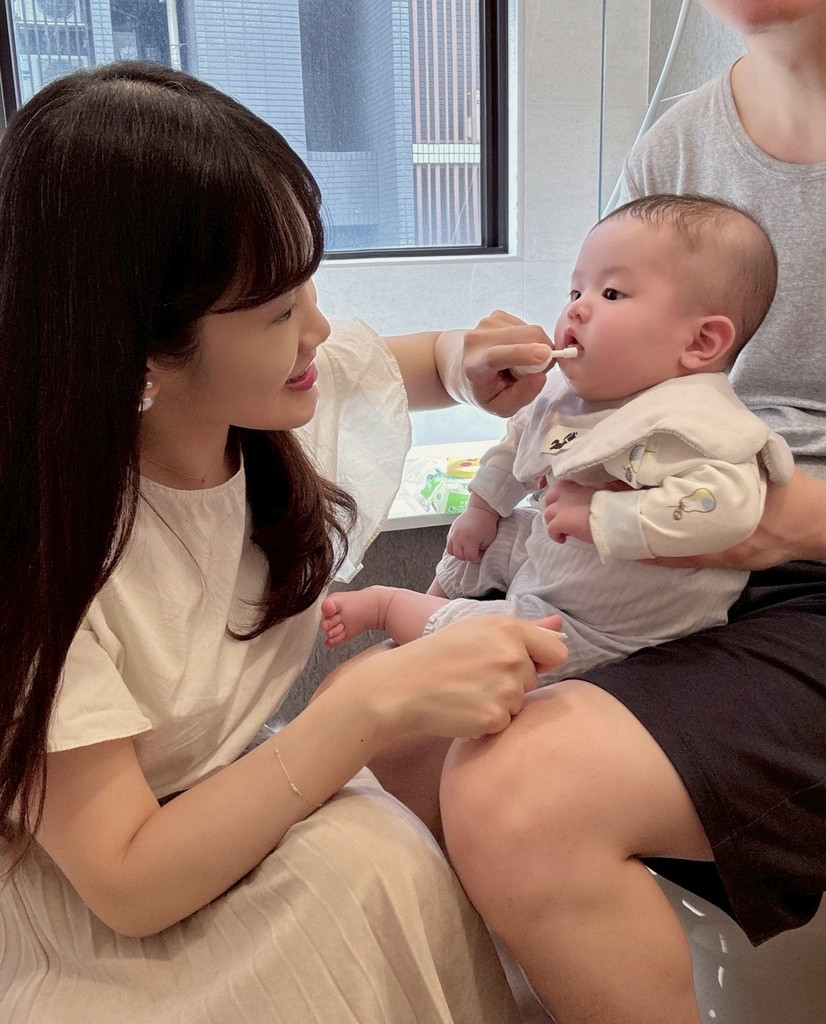 LINE_ALBUM_齒妍堂兒童口腔噴霧＋兒童口腔清潔棒_250505_10.jpg
