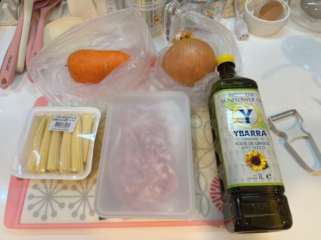LINE_ALBUM_【YBARRA】小清新葵花油_250908_3.jpg