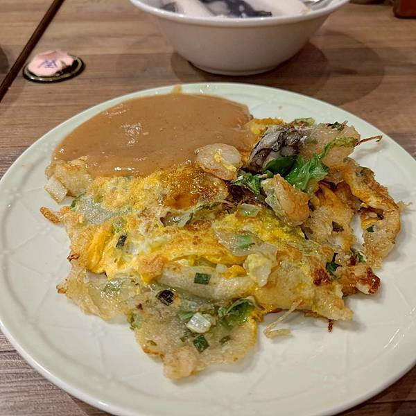 蚵仔控必看-延三夜市東時鮮蚵｜酥香蚵仔煎、鮮蚵蛋炒飯、鮑魚海