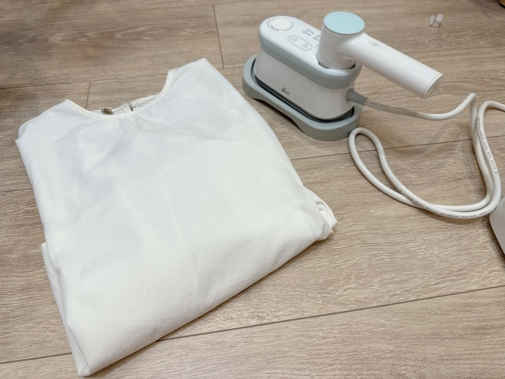 LINE_ALBUM_義大利 Giaretti珈樂堤 多功能掛燙機｜除毛球｜熨斗一體機_250619_7.jpg