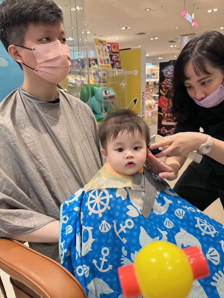 LINE_ALBUM_兒童剪髮SOGO天母店--丹尼索kids hair_250915_29.jpg LINE_ALBUM_兒童剪髮SOGO天母店--丹尼索kids hair_250915_29.jpg
