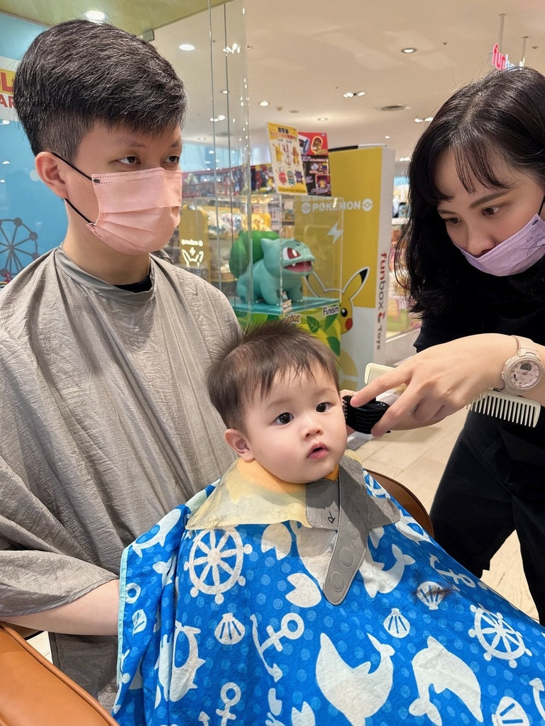 LINE_ALBUM_兒童剪髮SOGO天母店--丹尼索kids hair_250915_35.jpg LINE_ALBUM_兒童剪髮SOGO天母店--丹尼索kids hair_250915_35.jpg