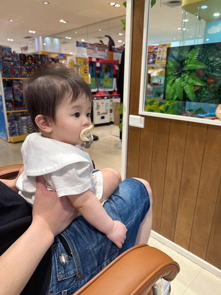 LINE_ALBUM_兒童剪髮SOGO天母店--丹尼索kids hair_250915_4.jpg LINE_ALBUM_兒童剪髮SOGO天母店--丹尼索kids hair_250915_4.jpg