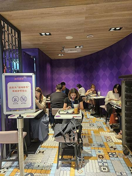 捷運中山站必吃泰式料理｜這味泰泰 Mrs. Thai Tha