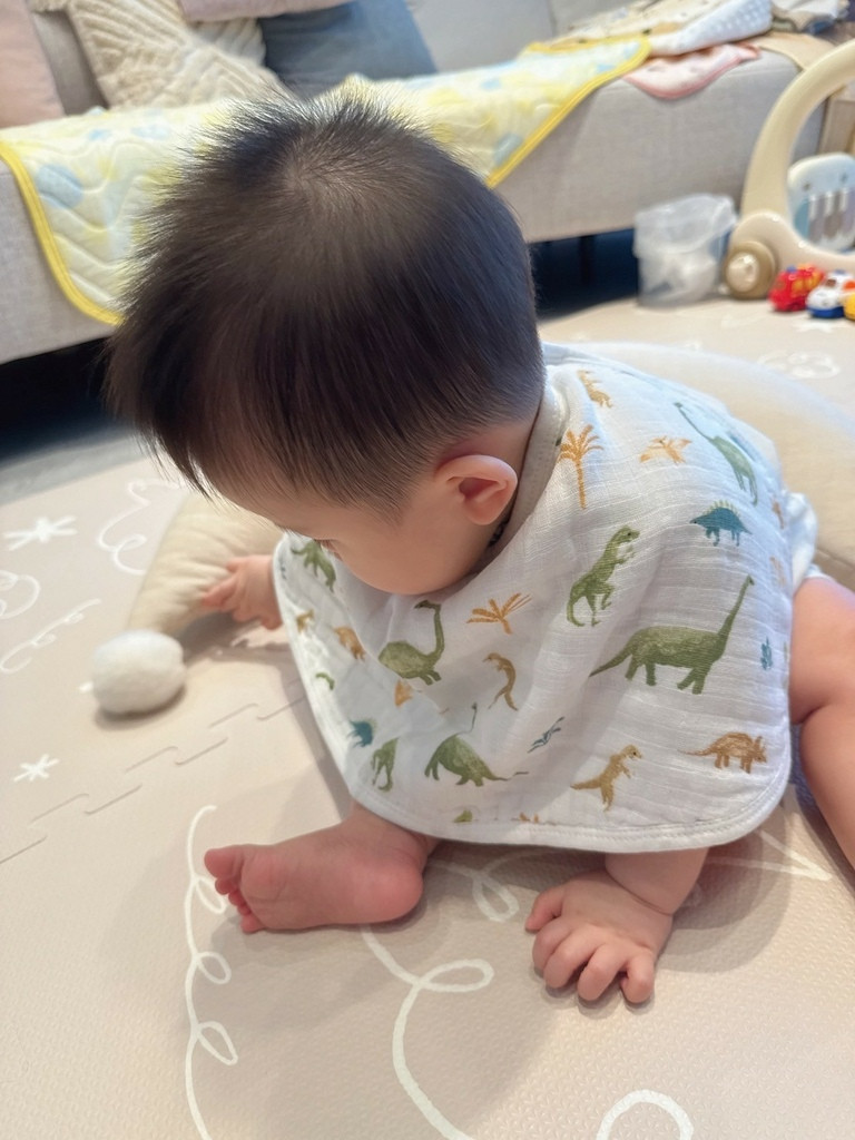 LINE_ALBUM_babycity好物推薦aden+anais新生兒必備竹纖維包巾圍兜拍嗝巾_250922_25.jpg