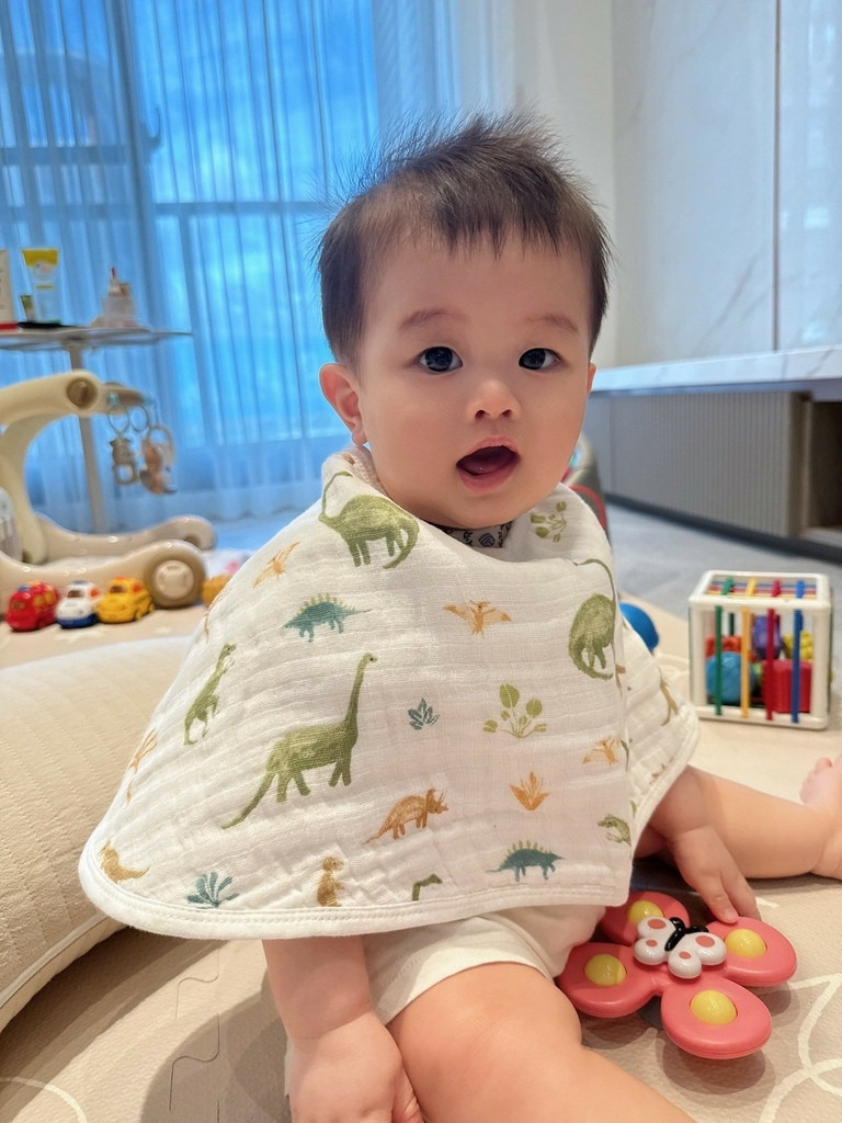LINE_ALBUM_babycity好物推薦aden+anais新生兒必備竹纖維包巾圍兜拍嗝巾_250922_28.jpg