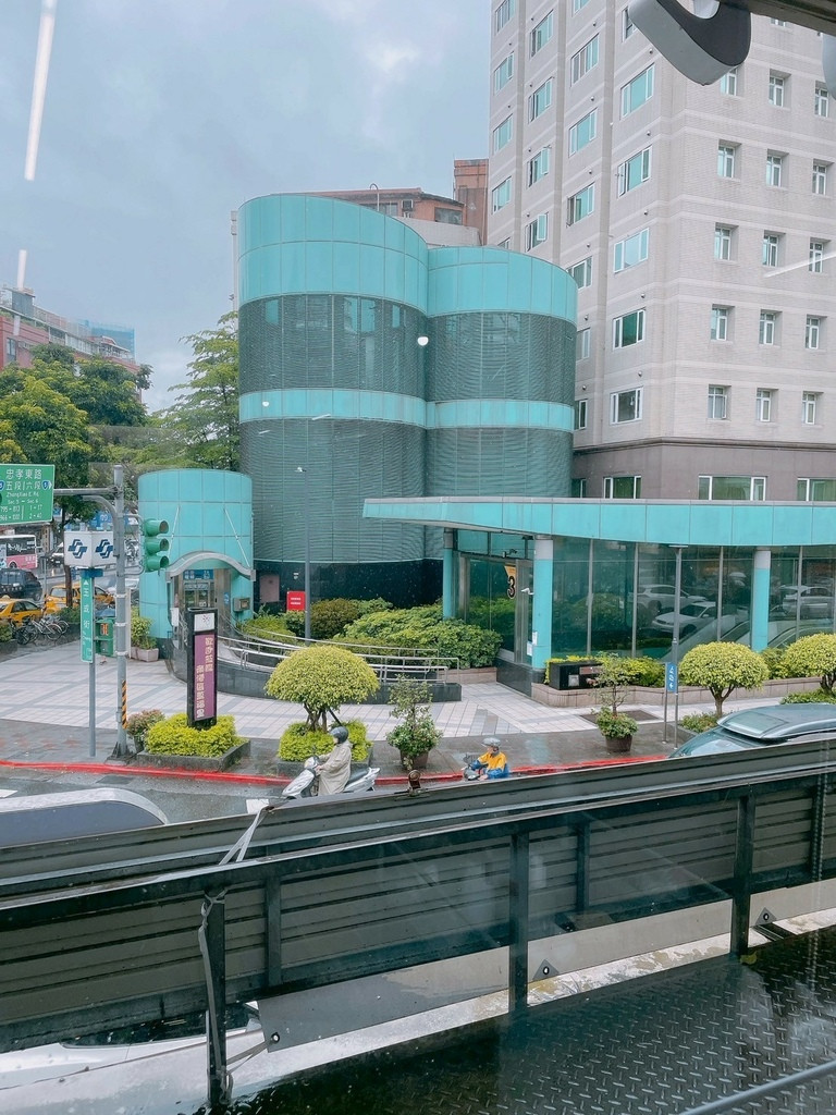 沐e髮藝坊｜南港信義區髮廊x染燙不分頭髮長短