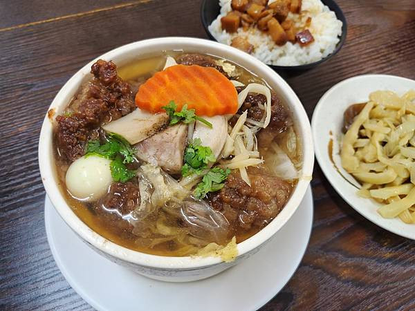 {食彰化市} 謝家庄佛跳牆 一個人的佛跳牆好暖心又暖胃好好吃推薦