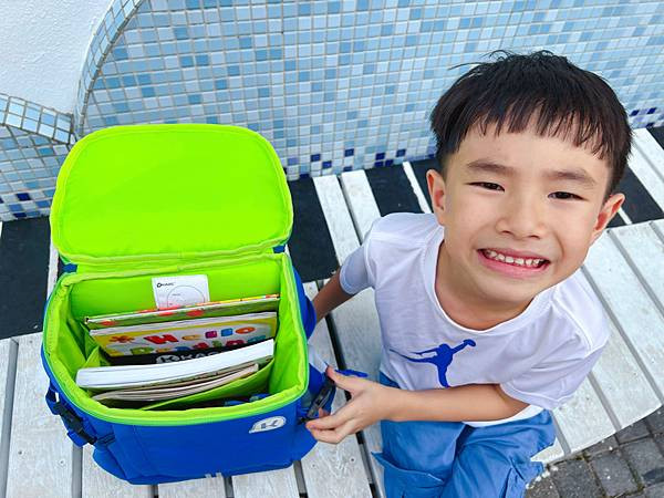 小學生書包推薦｜KAGS DUSTIN mini 人體工學超