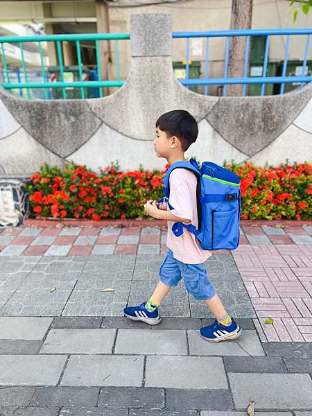 小學生書包推薦｜KAGS DUSTIN mini 人體工學超