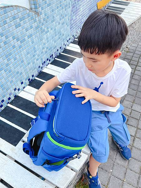 小學生書包推薦｜KAGS DUSTIN mini 人體工學超