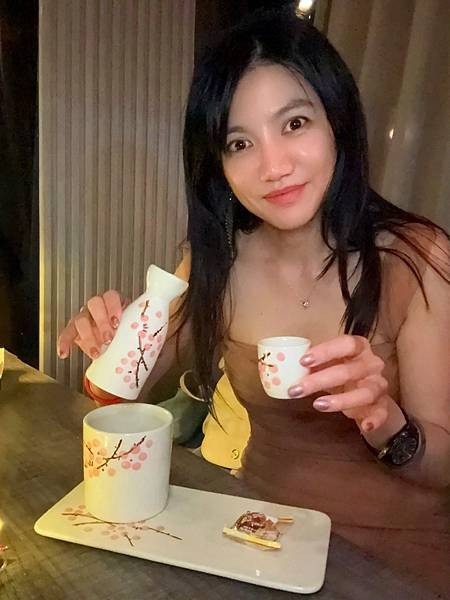 【大安區美食推薦】Cheers&Co.咖啡餐酒館，藏身忠孝復