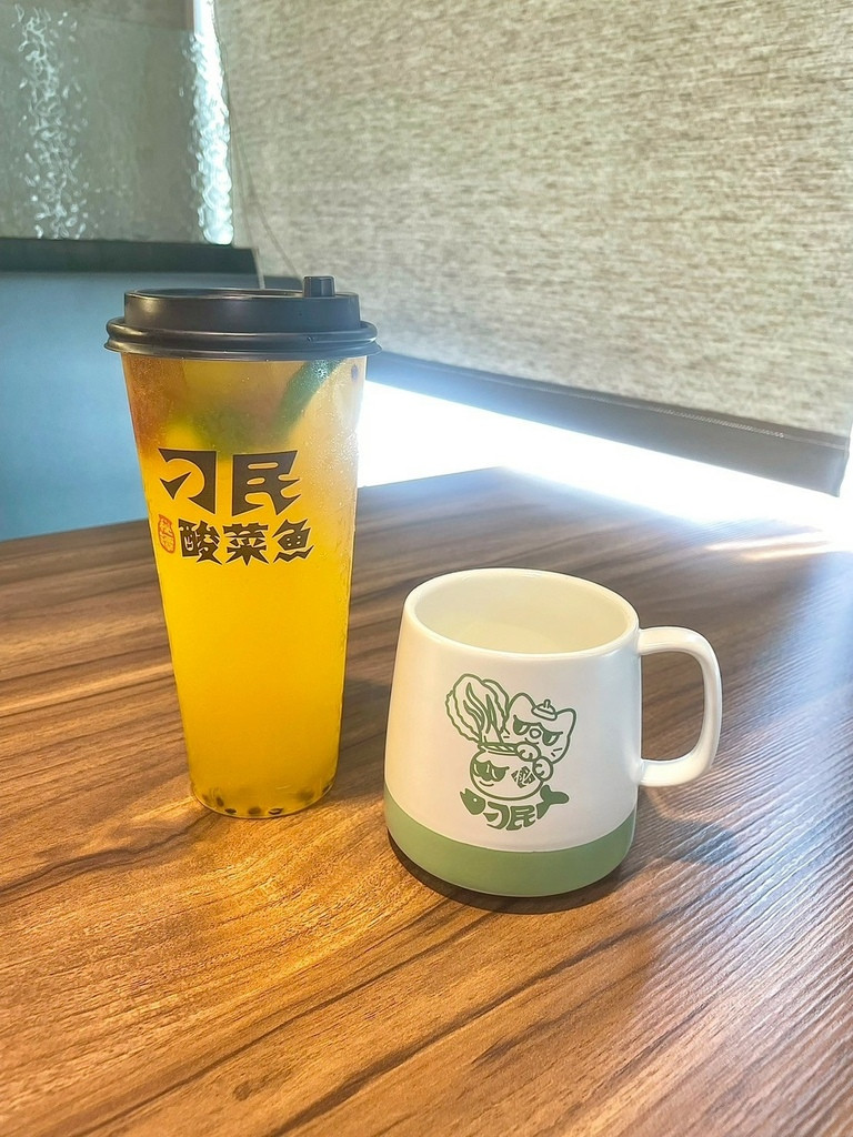 食記★刁民酸菜魚府中店｜人氣酸菜魚插旗新北板橋！酸爽軟嫩酸菜