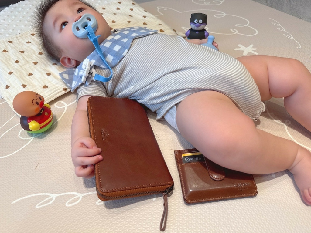 LINE_ALBUM_Caltan design 純牛皮皮件_250707_2.jpg
