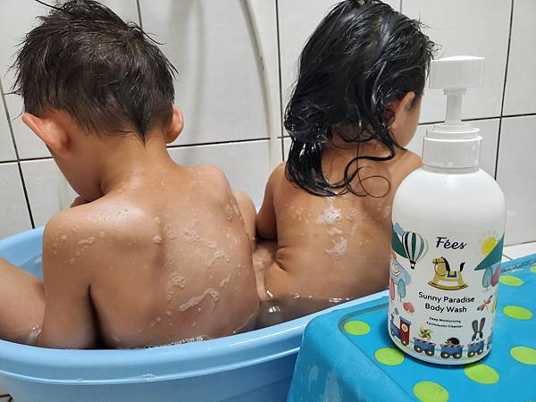 20251028 - 痞客邦 - 【Fées BÉBÉ】嬰兒柔護洗髮沐浴+兒童洗沐精