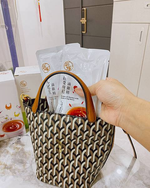 【全職媽媽的日常分享】純煉滴雞精，全家人的營養補給好幫手