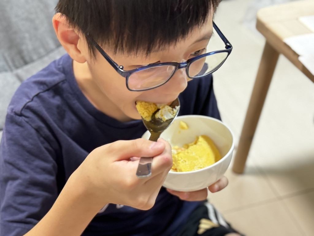 【必喝滴雞精】不再為營養傷腦筋！純煉五款滴雞精，從小孩到大人